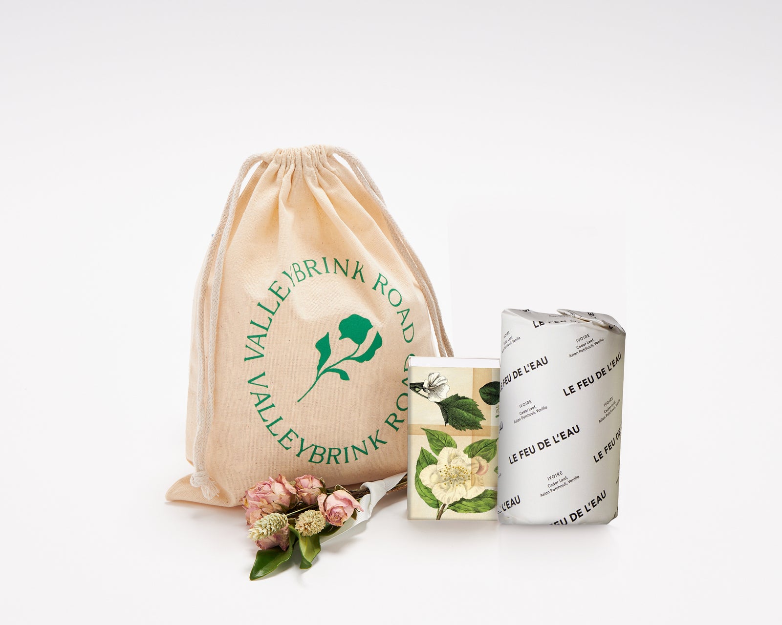 Le Feu Candle Gift Bundle